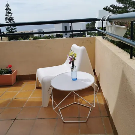 Bright In Mijas Costa With Shared Pool Apartmán